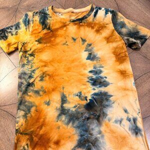 Women's Tie-Dyed T-shirt